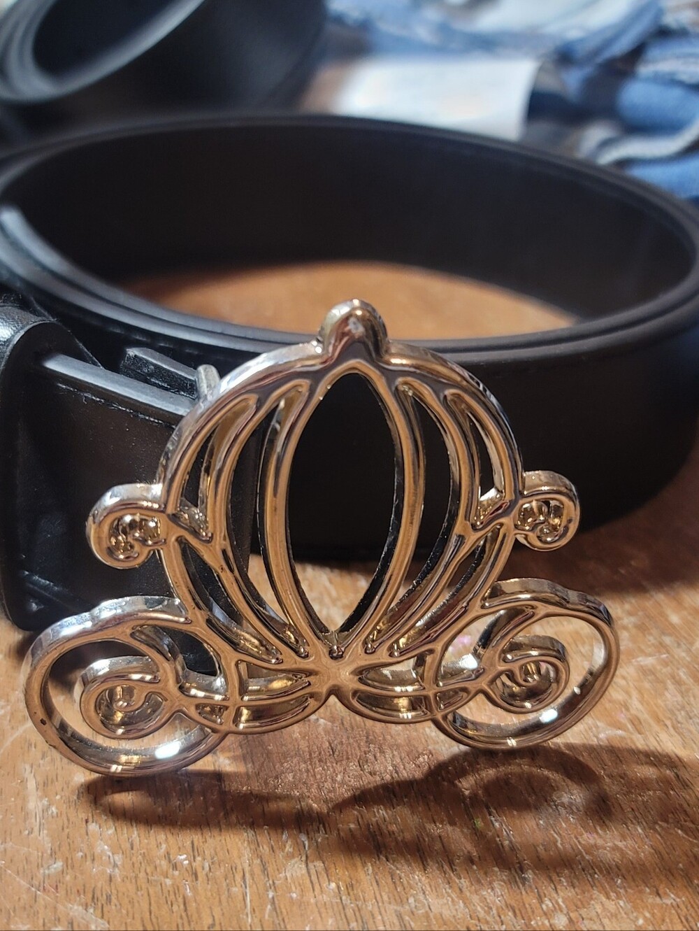 Black Pleather Belt with Silvertone Decorative Disney Cinderella Carriage Buckle